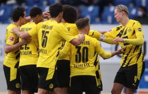 Dortmund Kalahkan Schalke
